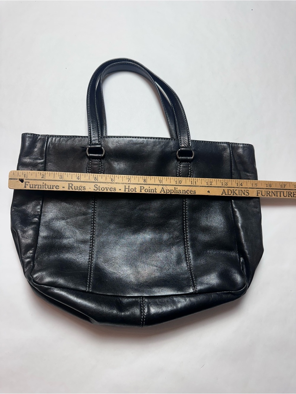 Timeless black leather tote from Adrienne Vittadini. Smooth leather - Picture 10 of 11